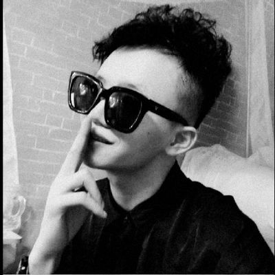 居上雅居背景墙