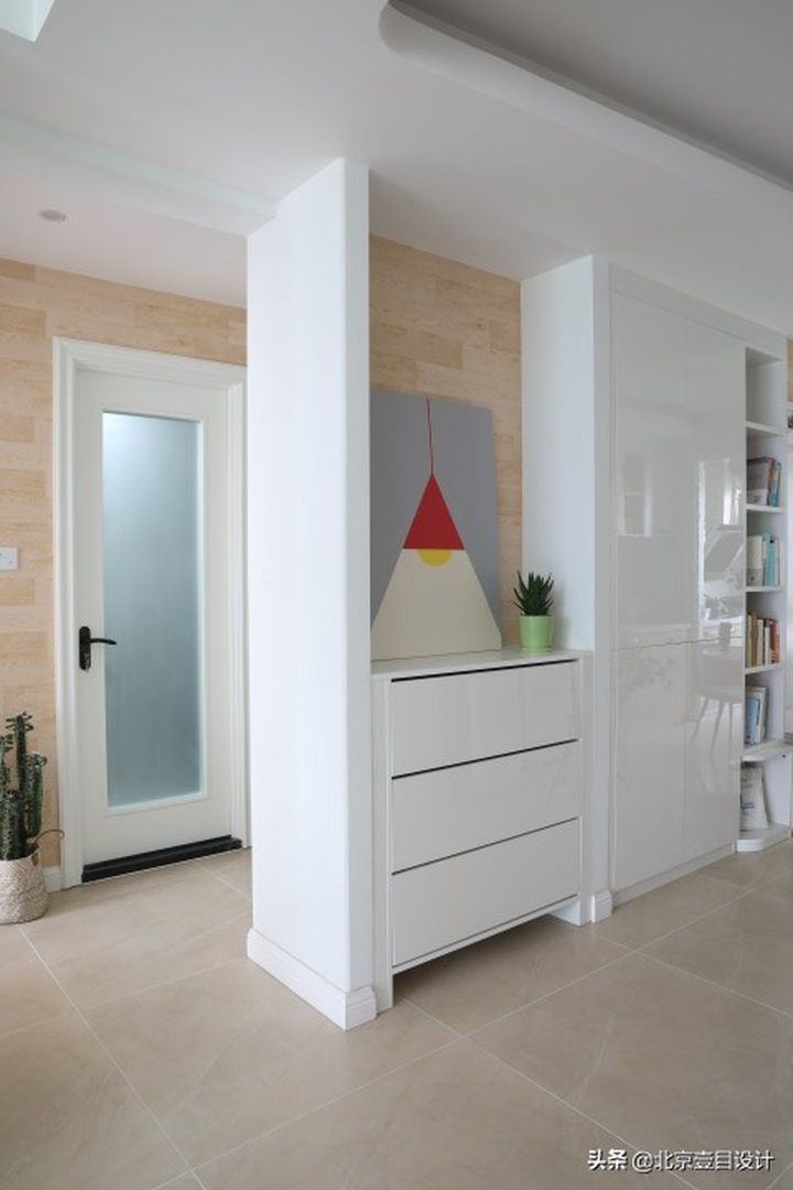 玄关怎么设计的美观且实用装修效果图片_8