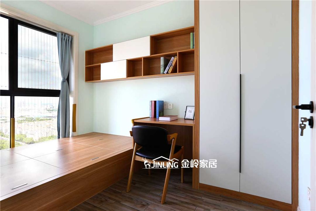 “榻榻米+柜+书桌”组合是最可靠的榻榻米方案装修效果图片_5
