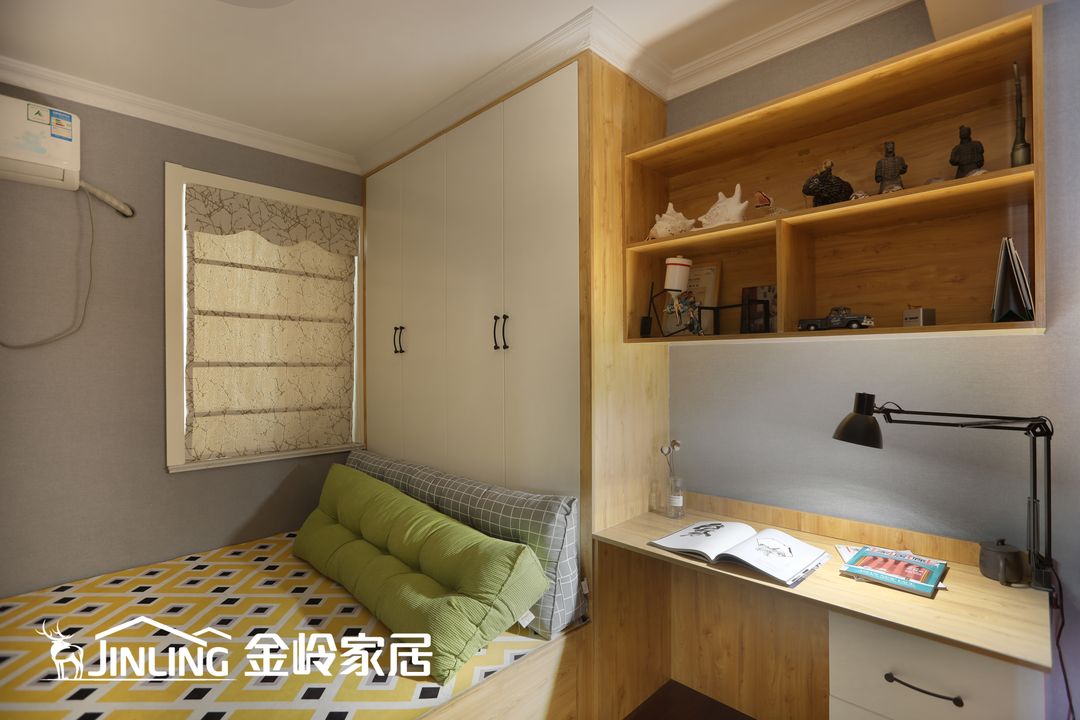 “榻榻米+柜+书桌”组合是最可靠的榻榻米方案装修效果图片_6