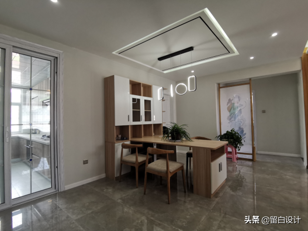 现代简约风格设计施工案例分享-荣盛家园装修效果图片_14