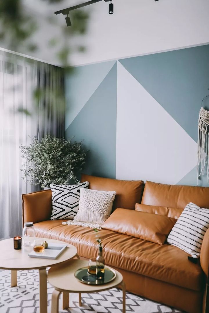 客厅摆上驼色沙发，轻松打造轻奢风装修效果图片_1