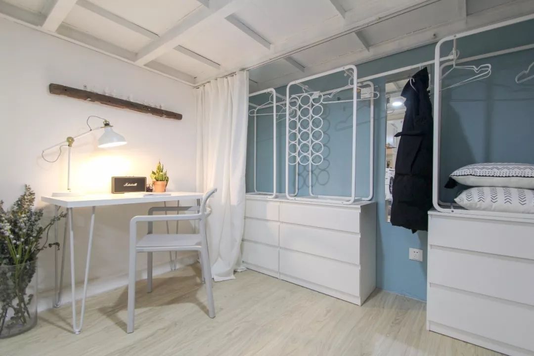 23张小户型简约书桌搭配设计，房间小可以参考装修效果图片_19