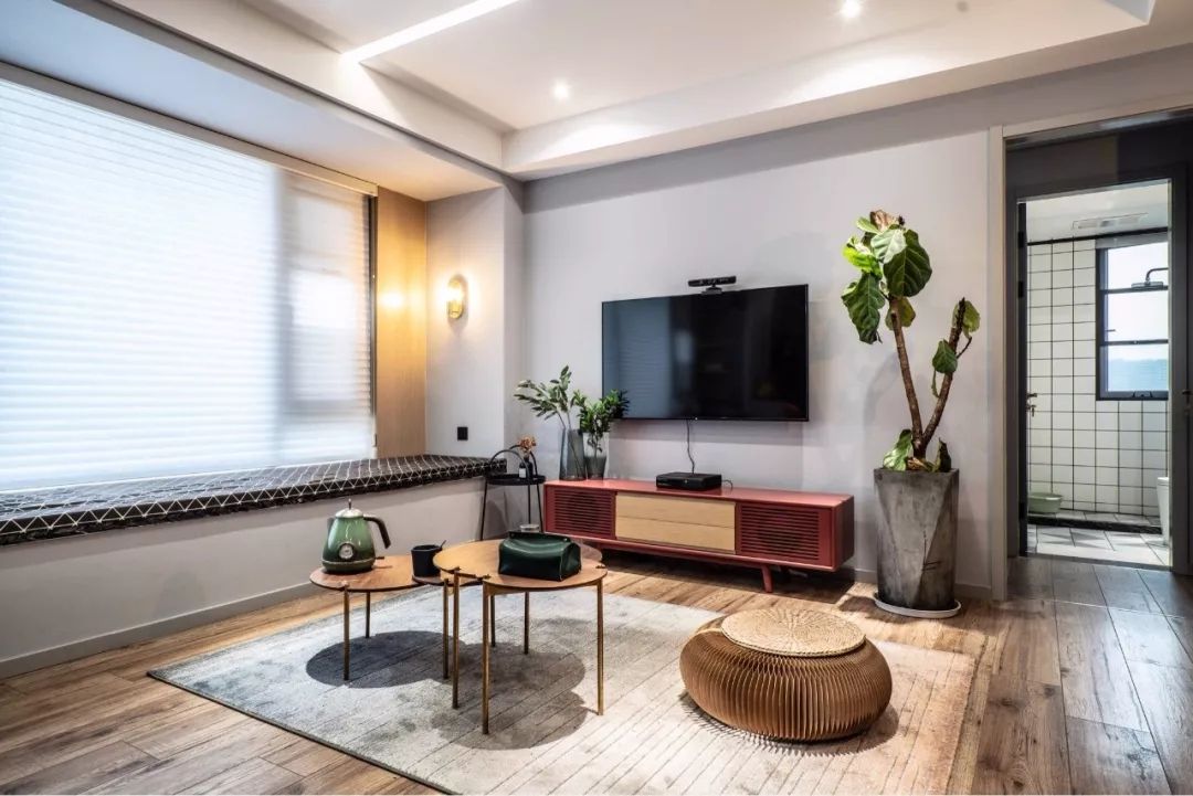 客厅有飘窗，18张软装搭配值得参考装修效果图片_10