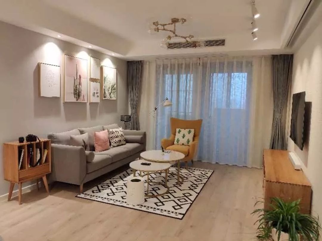 22个原木风客厅，越看越温馨装修效果图片_15