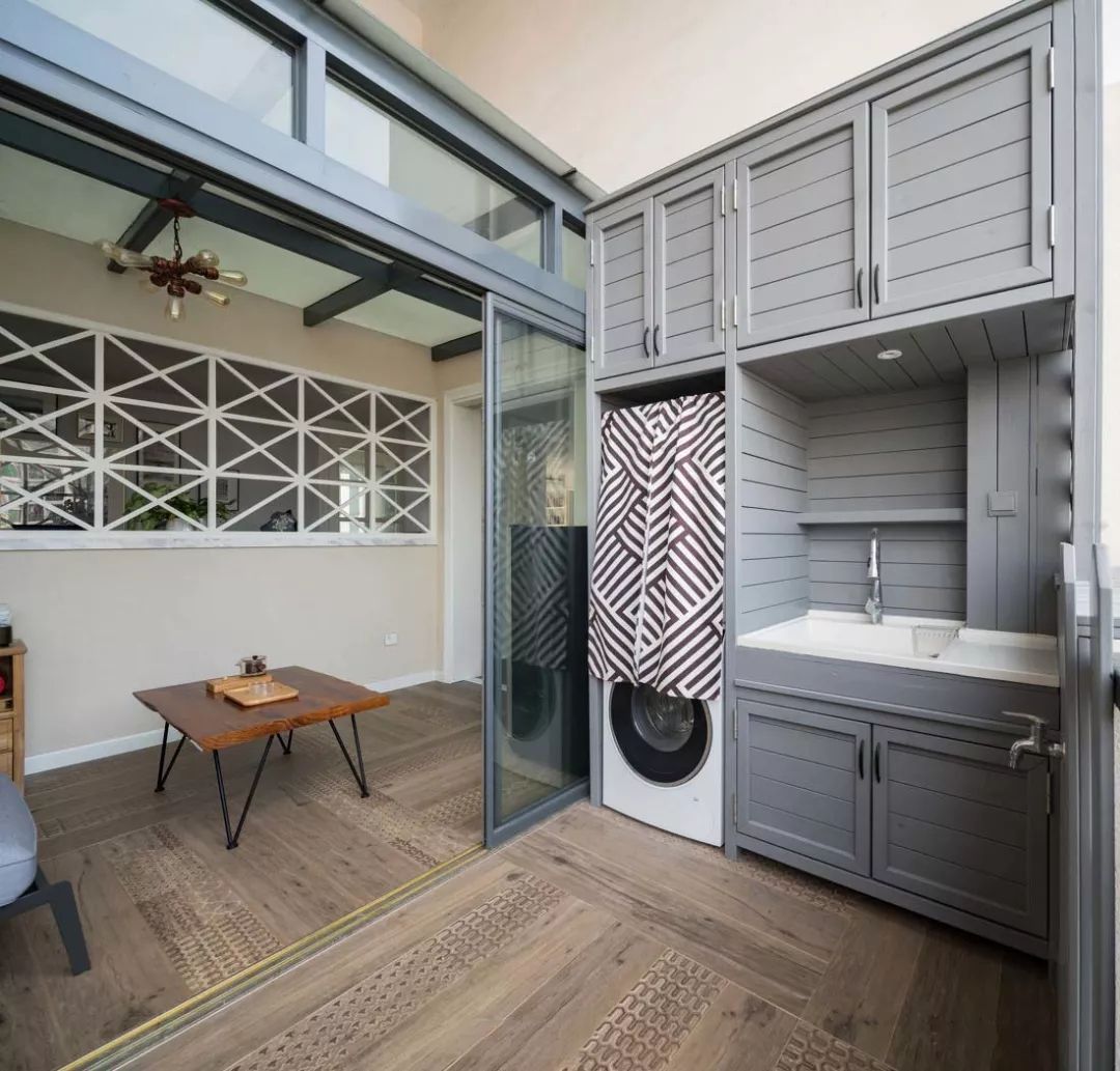 33张阳台洗衣机柜搭配，总有一款适合你家阳台装修效果图片_32