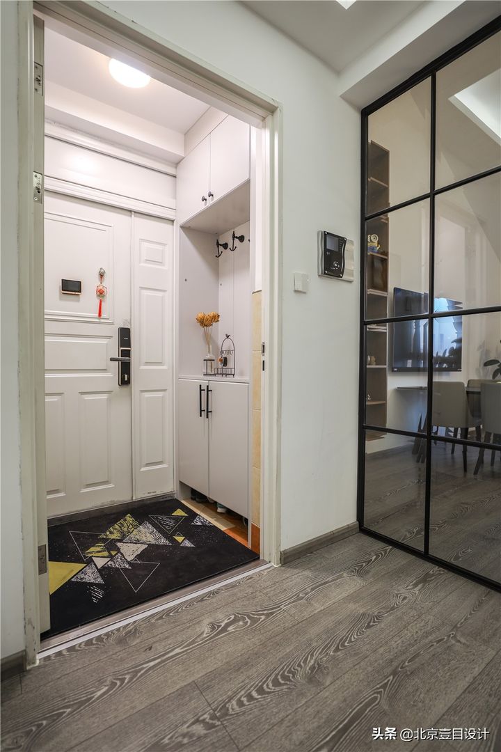 玄关怎么设计的美观且实用装修效果图片_6
