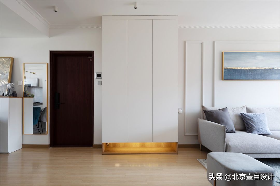 玄关怎么设计的美观且实用装修效果图片_3