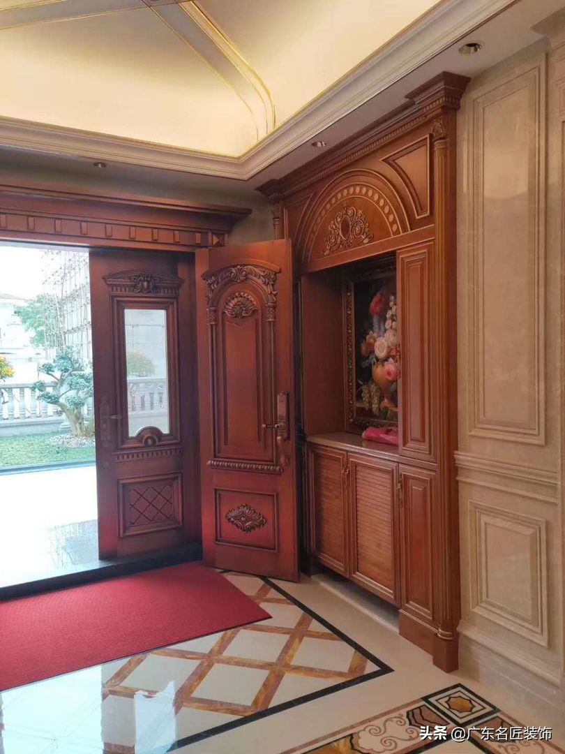 498m²豪装欧式别墅，这就是你羡慕的成功人士的顶配家宅装修效果图片_2