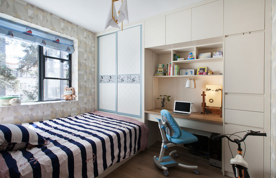 18张儿童房学习桌设计，孩子学习环境很重要