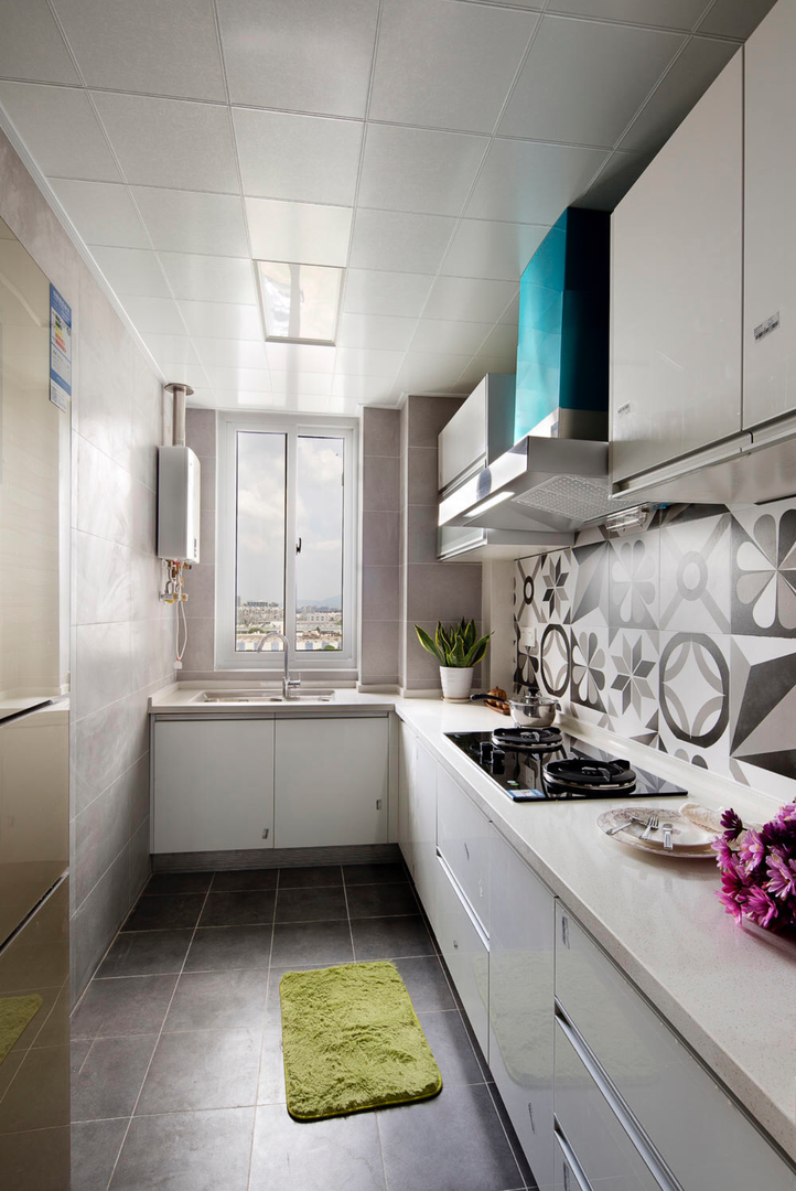 25个白色厨房橱柜搭配设计，想做白色橱柜可以参考装修效果图片_11