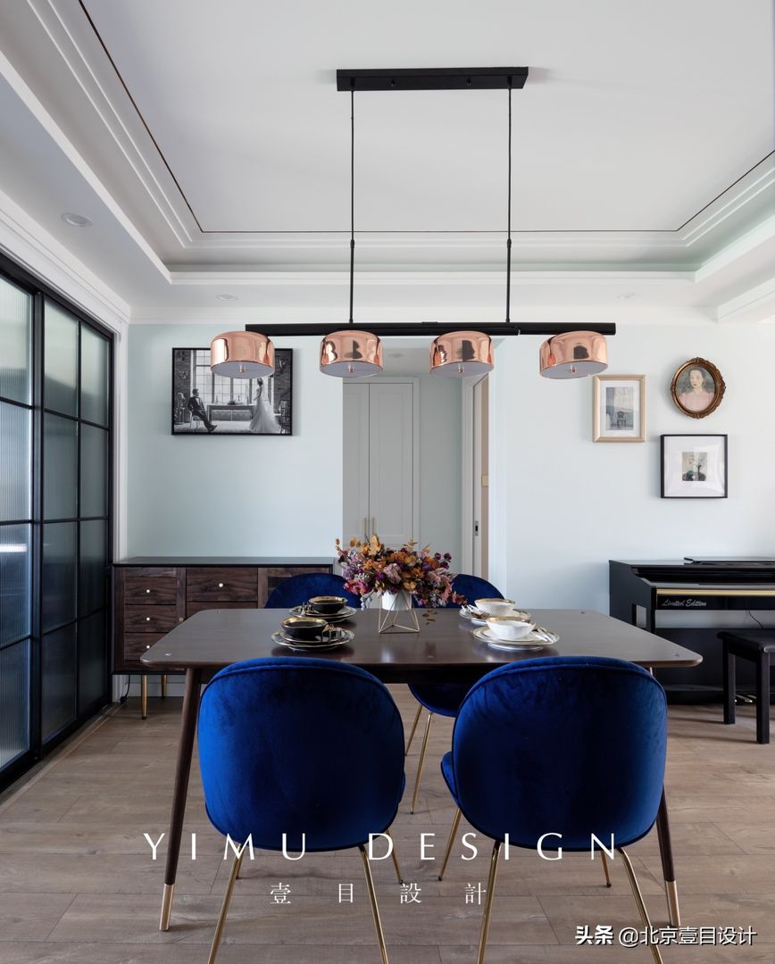 复古轻奢元素打造为精致且灵动的大气时尚现代风装修效果图片_9