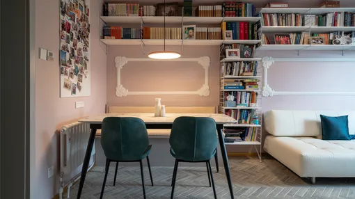 两位律师一个娃，1500+册书籍，如何盘活46㎡“筒子楼 ”