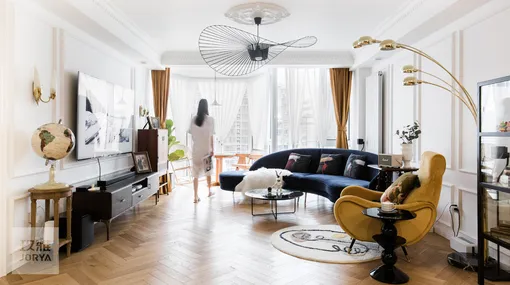 拱形门、复古小花砖、水晶灯，每一个细节都超耐看#家点颜色#