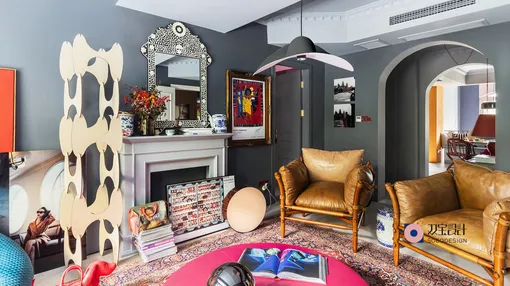 满满艺术复古风，她的家装扮得戏剧感十足！