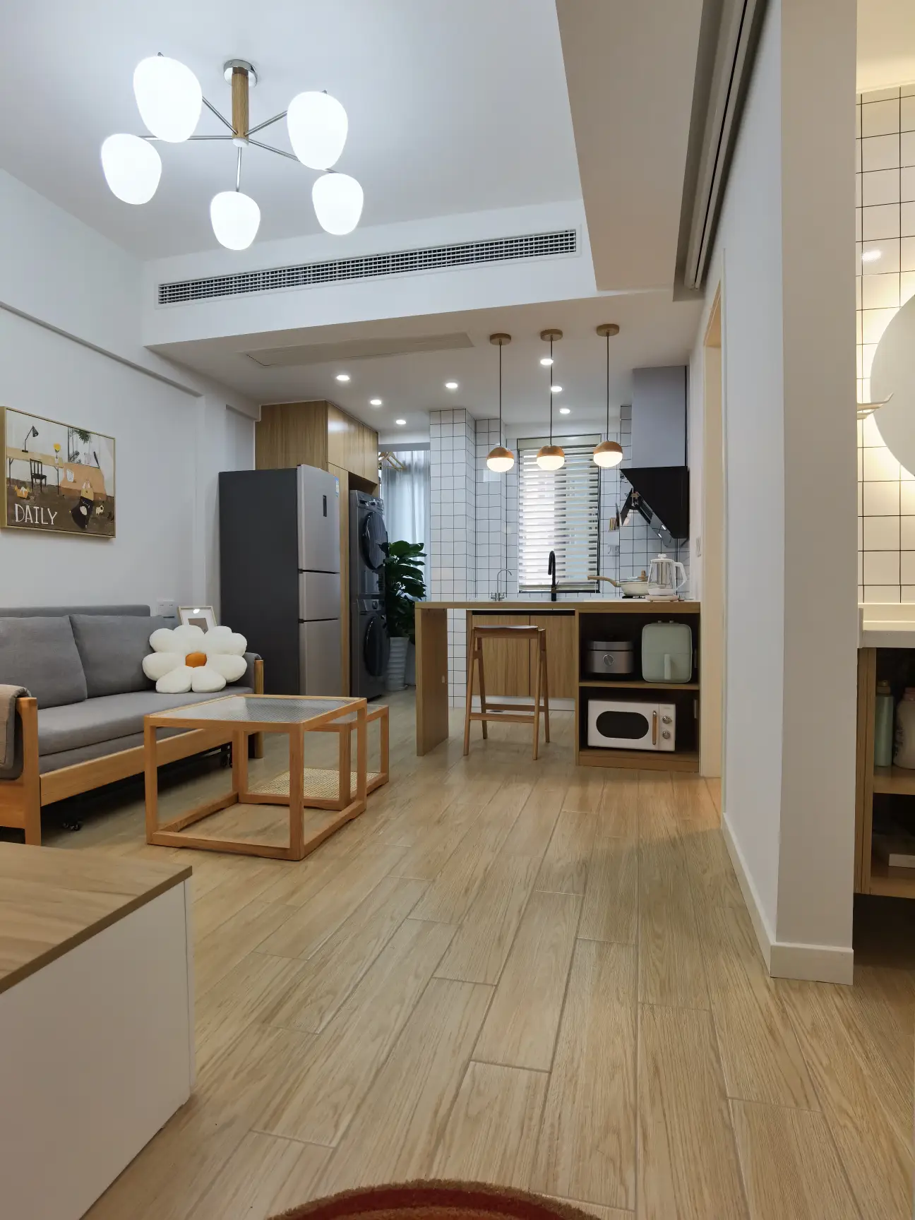 零杂物！干净舒适的日式原木卧室，治愈力💯图片_1