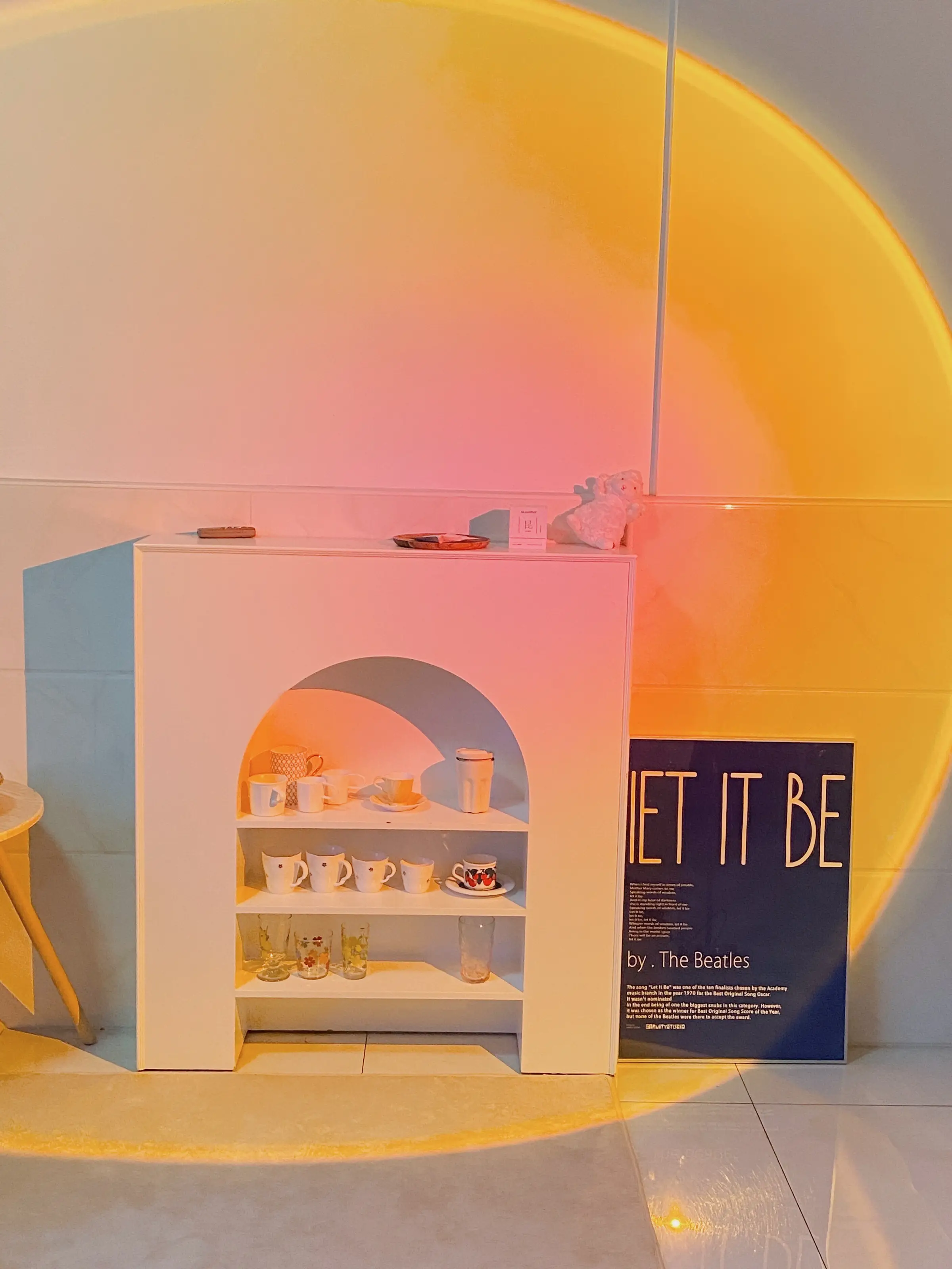 客厅一角也布置的温馨又治愈图片_1