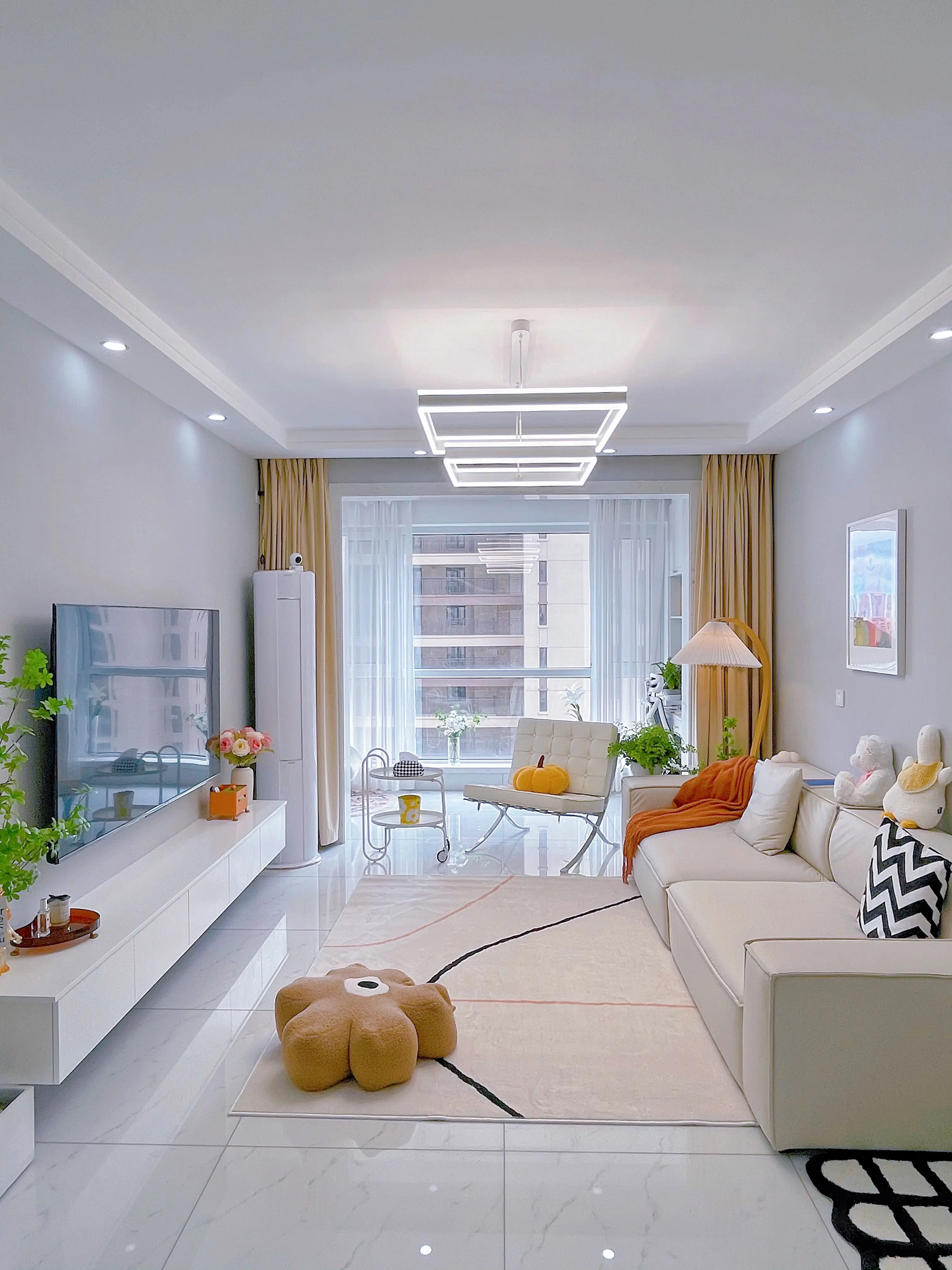 Home｜简约风家居｜65平小户型装修图片_0