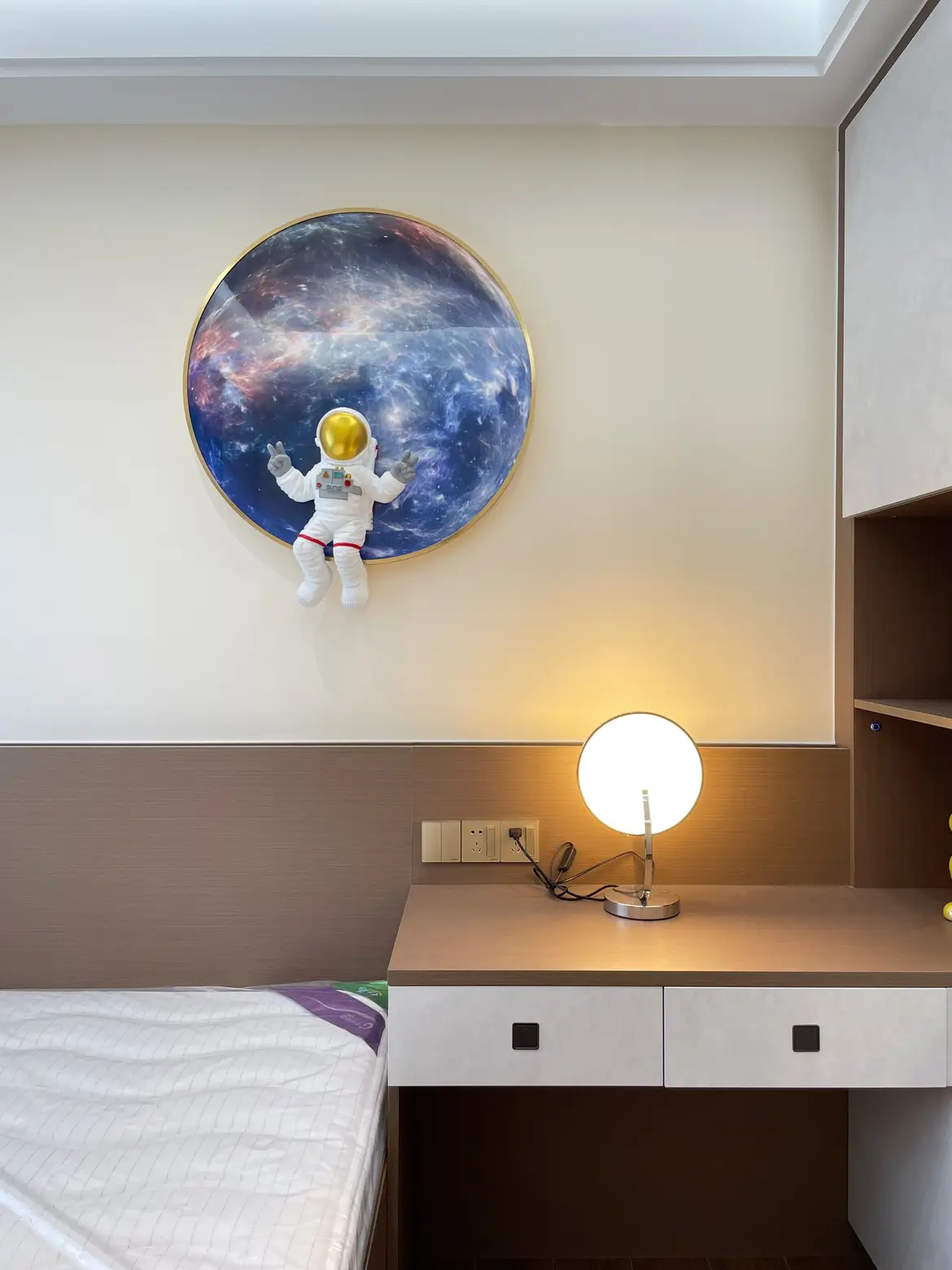 8平榻榻米卧室收纳翻倍的秘籍你居然不知道图片_0