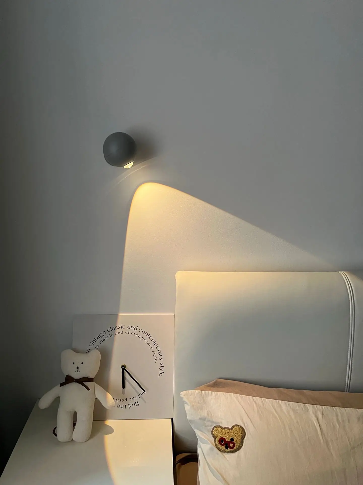 感谢大数据 这个床头免布线壁灯我很满意图片_1