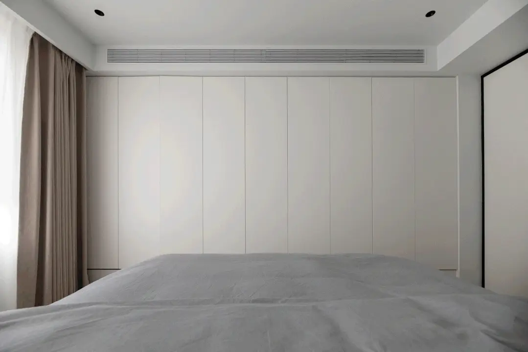 简约大气，实用至上的卧室布局➕超强收纳❗图片_4