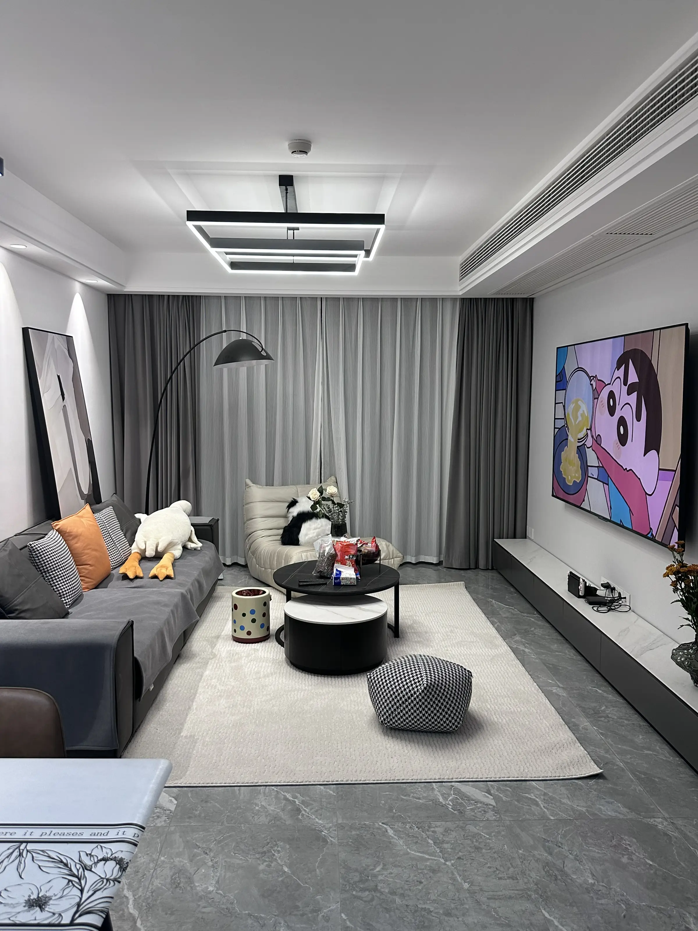 我那色彩不一样的多巴胺客餐厅搭配图片_4