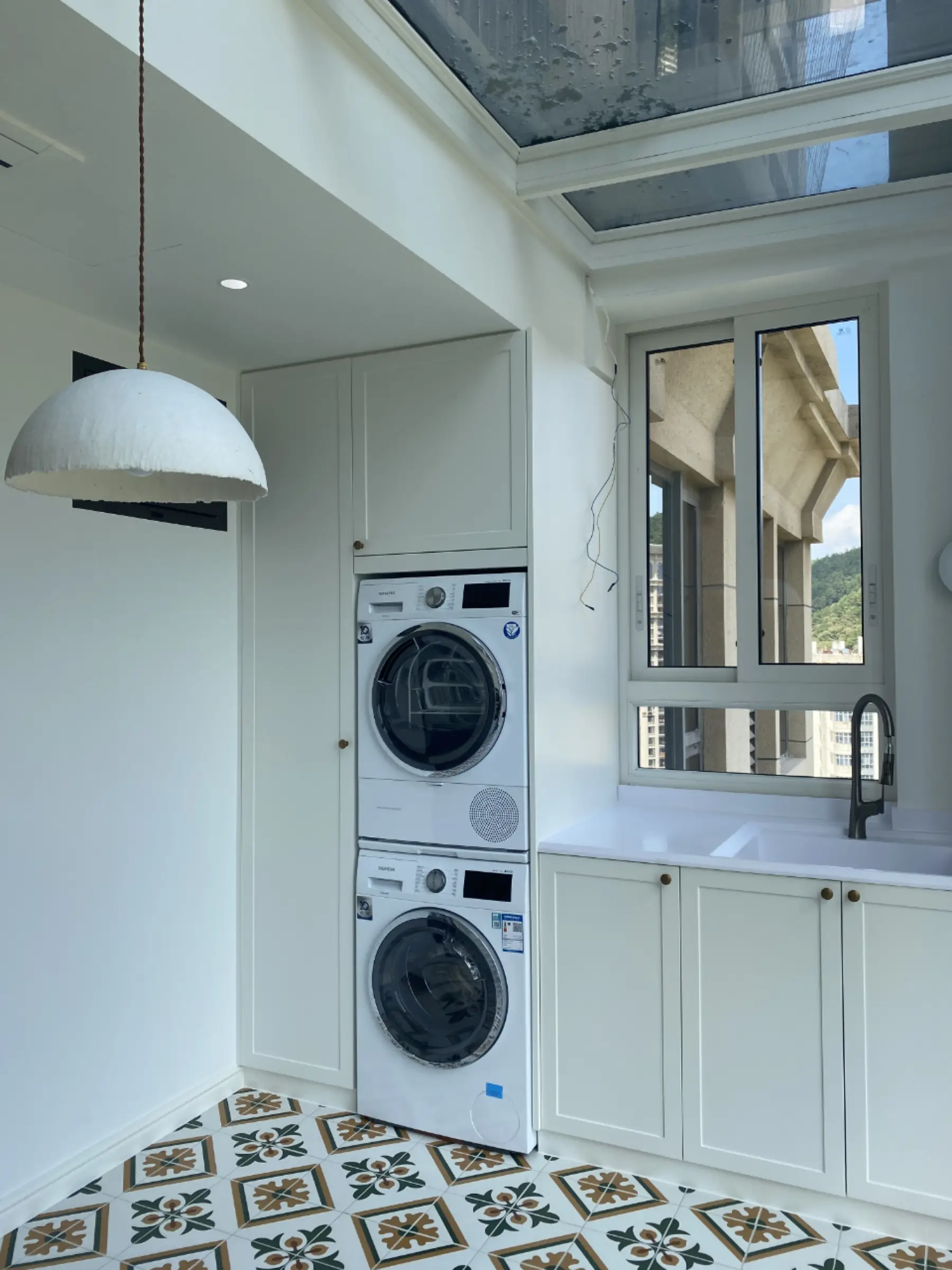 收纳爆棚的阳台柜！这样设计实用又好看！图片_1