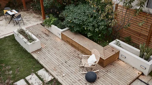 面朝青山湖，春暖花开