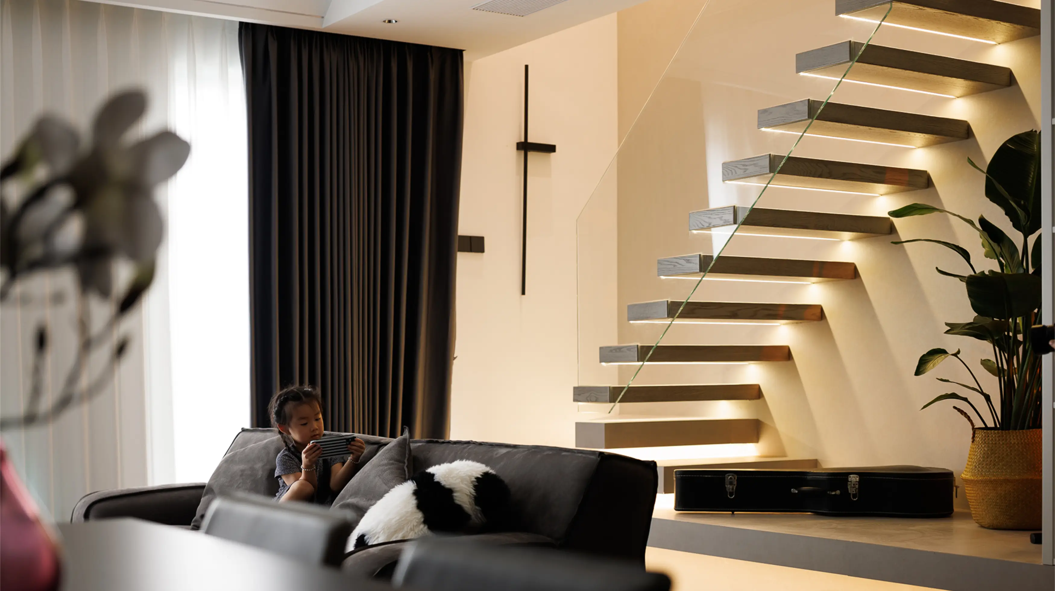 悬浮楼梯+多重空间 重构格局打造超级LDK 每个设计点都是你