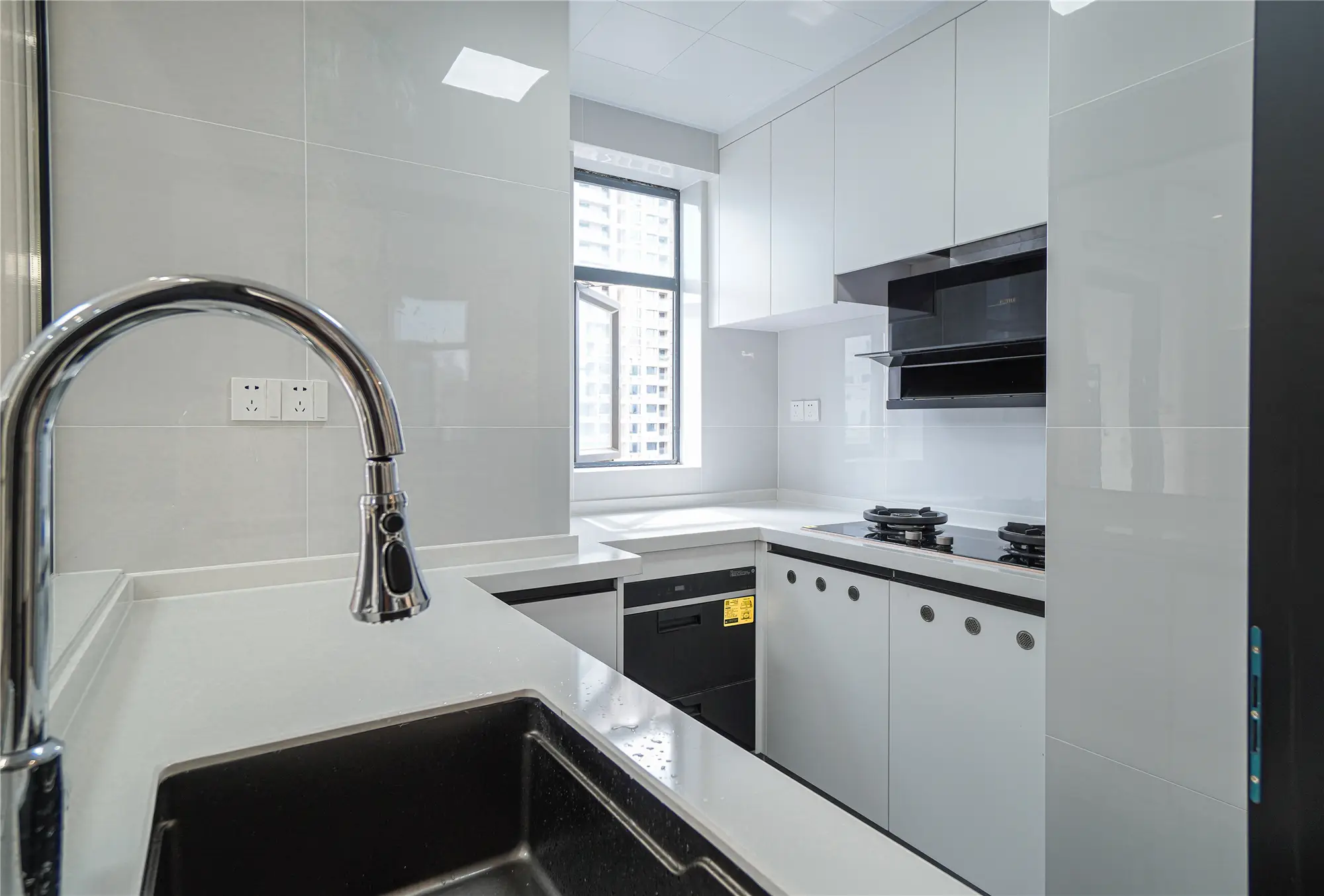 厨房还可以是透明的图片_4