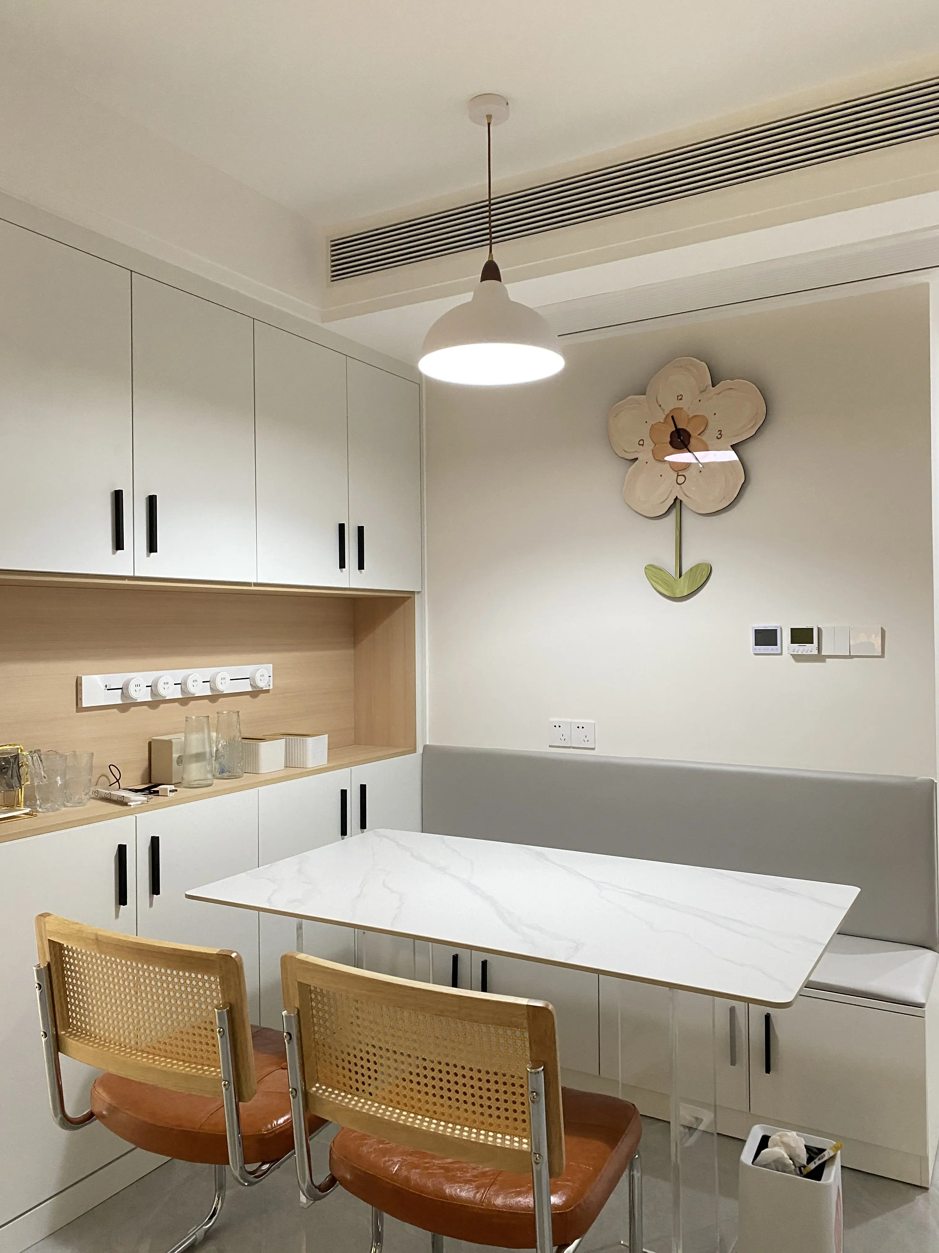 装修小白必看：罗马杆VS滑轨，谁更实用？图片_0