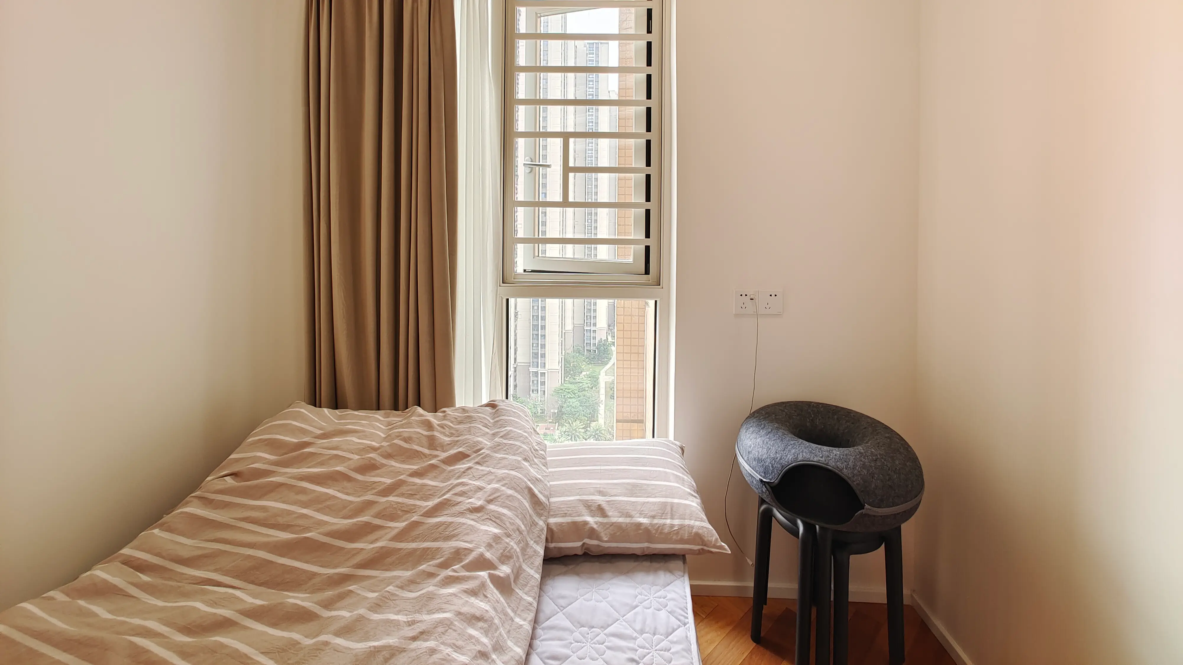 现代极简的餐厅+次卧,充满时尚与美学的空间,优雅舒适好高端