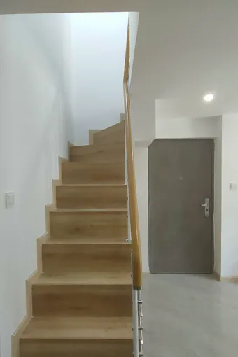 Loft公寓拐角户型大变身，4米多层高两房两层楼，太哇塞了