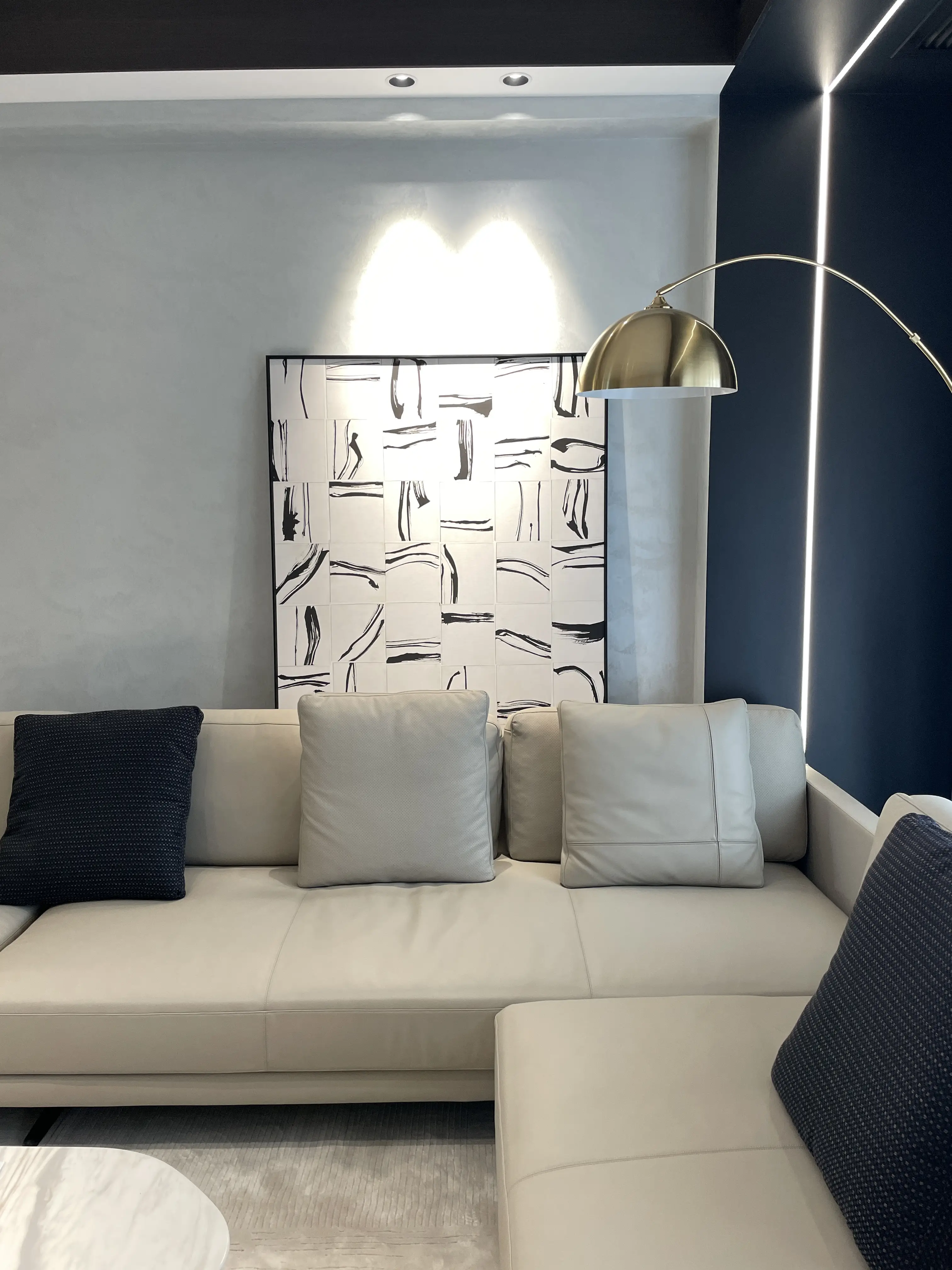 简单中带着大气，清冷中透着贵气图片_1