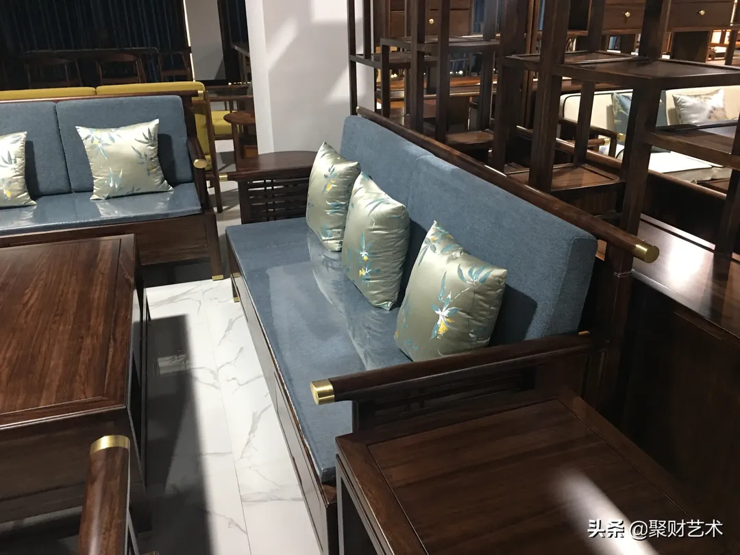 新中式乌金木沙发装修效果图片_7