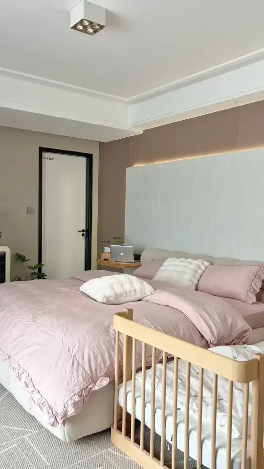 顶楼的这间卧室真的太好睡啦～