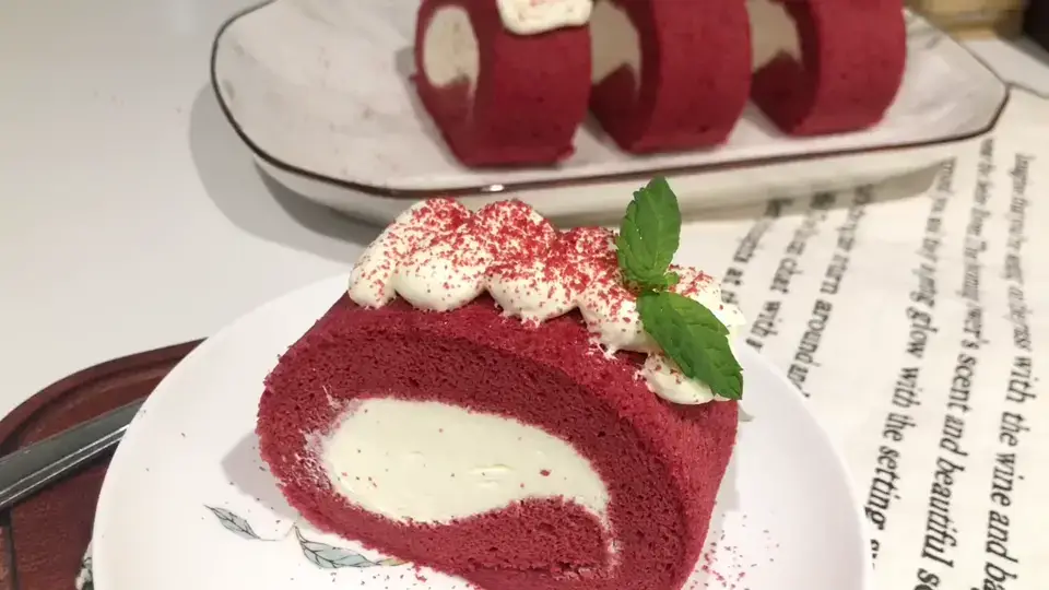 红曲粉蛋糕卷